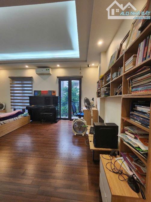 🌟 Siêu Hot! Nhà Đẹp phố Trần Bình, NTL. Ngõ Nông, MT ĐẸP Ô Tô Đỗ Cửa – Chốt Ngay Kẻo Mất!