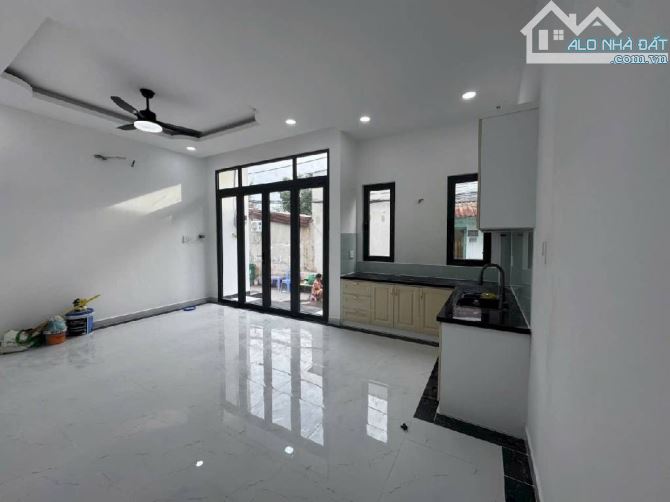 BÁN NHÀ 2TẦNG HUỲNH TẤN PHÁT, PHÚ MỸ QUẬN 7 – CHỈ 4.9 TỶ  Sổ hồng riêng – Hẻm xe hơi – Khô
