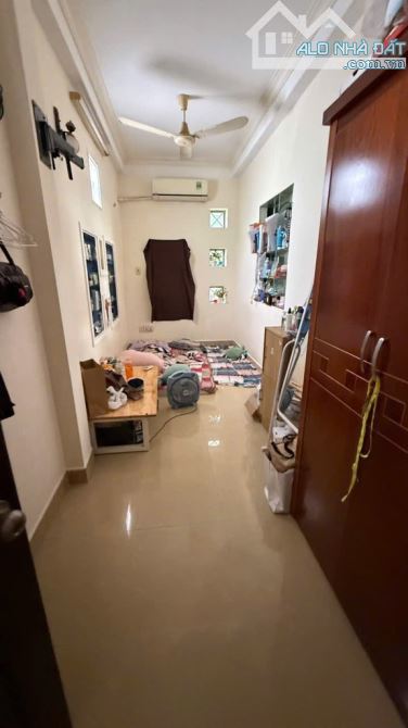 BÁN NHÀ HẺM LÊ THỊ BẠCH CÁT, QUẬN 11, 25M2