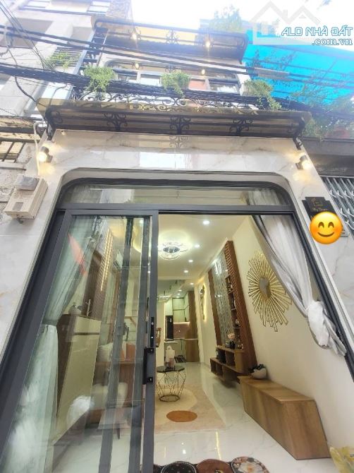 Bán Nhà Phú Nhuận - 2 Tầng - Khu VIP Phan Xích Long - Full Nội Thất - Nhỉnh 5 Tỷ