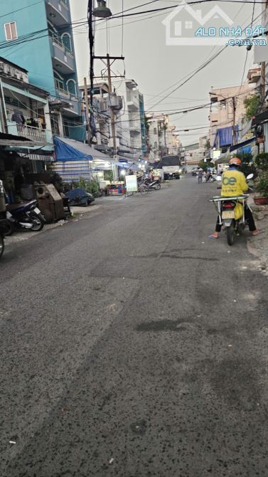 HẺM Ô Tô, Hồng Bàng, Ngay Đường 3/2 Quận 11, 83M2(6.4x13) 4 Tầng, Nhỉnh 10T