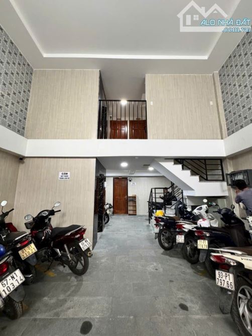 CHDV 6 TẦNG + THANG MÁY - 110M2 - 12 PHÒNG - DÒNG TIỀN 80TR/THÁNG - 16.x TỶ