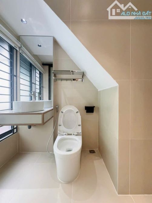 🔥PHÚ NHUẬN PHAN XÍCH LONG - HẺM 5M - 3TẦNG - DTSD 60M2 NGANG 5M SỔ A4 - 4.1 TỶ