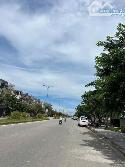 🎯🎯ĐẤT MẶT TIỀN KINH DOANH TỈNH LỘ 10 GẦN PHẠM VĂN ĐỒNG, TP HUẾ