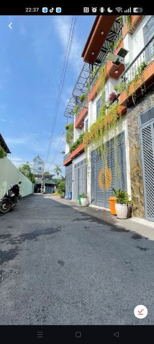 Thạnh Lộc 48, nhà đẹp 3 lầu, full nội thất. Khu phân lô đẹp, hẻm nhựa 6m đẹp, gần đường lớ