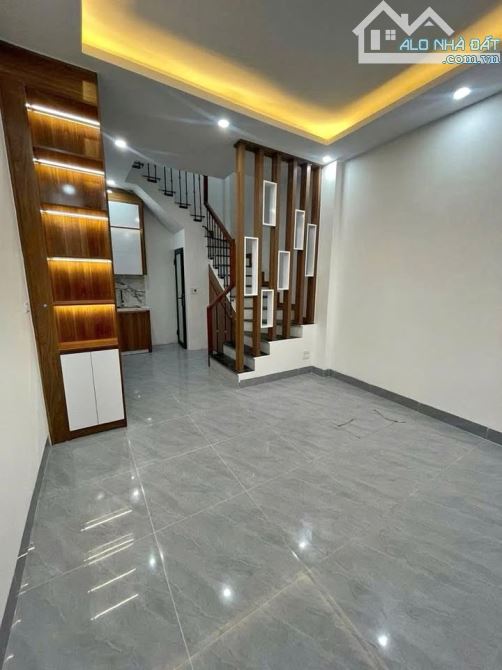 📌 NHÀ DÂN XÂY - 5 TẦNG - NGÕ NÔNG - 2 THOÁNG - GẦN ĐƯỜNG CỔ LINH, AEONMALL LONG BIÊN 📌