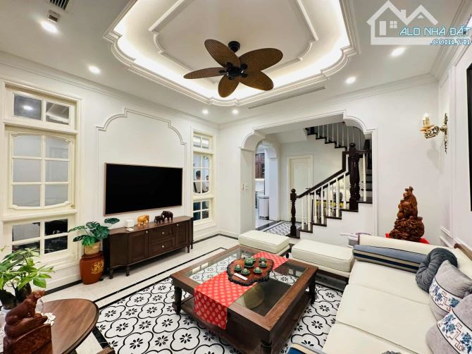 BÁN LIỀN KỀ TÔ HIỆU, HÀ ĐÔNG, 88M,4T,MT9M, Ô TÔ, ĐẲNG CẤP SỐNG THƯỢNG LƯU, CỰC VIP.