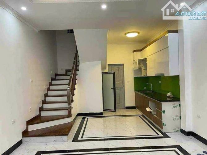 BÁN GẤP NHÀ ĐẸP ĐỘI CẤN TT BA ĐÌNH FULL NỘI THẤT 35M X 5 TẦNG 7,5 TỶ