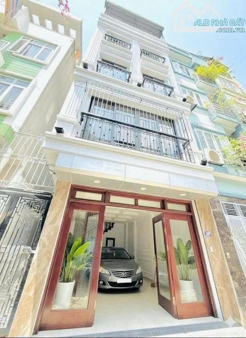 BÁN NHÀ HỒNG TIẾN, LÔ GÓC, GARA Ô TÔ CAMRY, GẦN PHỐ, MT KHỦNG, TẶNG NỘI THẤT CHẤT, GIÁ MỀM