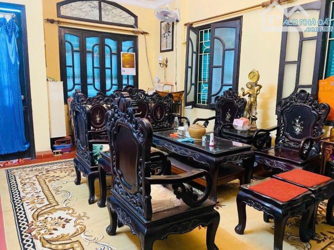Bán nhà phố Đào Tấn, 40m x 6 tầng Lô góc Ô tô vào nhà Ngõ Kinh doanh DT 40m 13 tỷ