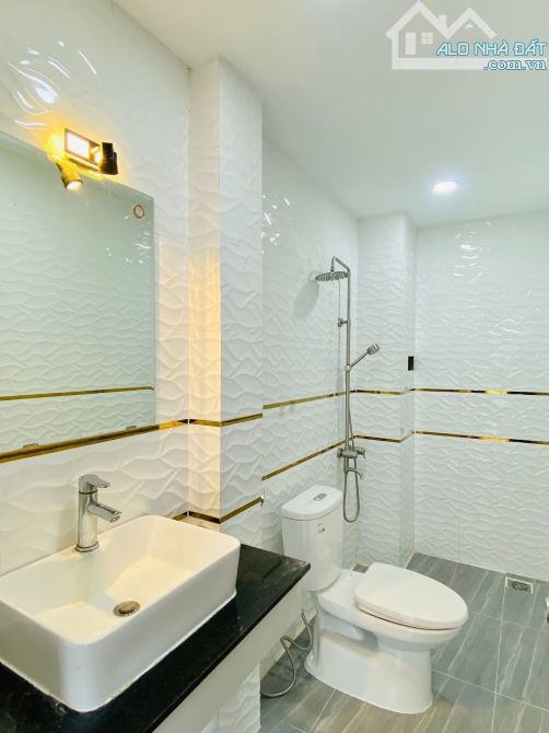 Căn nhà 2 tầng, 54m2 ngay Hồng Hà, Tân Bình. Giá: 3 Tỷ 290. SHR, hẻm 5m, full nội thất - 9