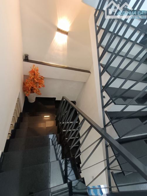 🎉🎉CHỦ ĐÃ CHUYỂN ĐỔI SỬA LẠI HIỆN NHÀ CÓ 4 PHÒNG CĂN HỘ ( Dòng tiền 20 triệu tháng 4 phòn - 10