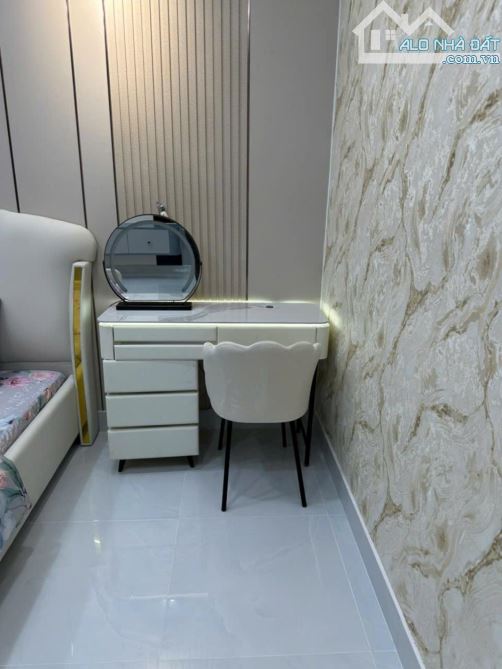 BÁN NHÀ HẺM 8M PHAN HUY ÍCH,4 TẦNG,80M2, GIÁ 10,9 TỶ (TL) - 10