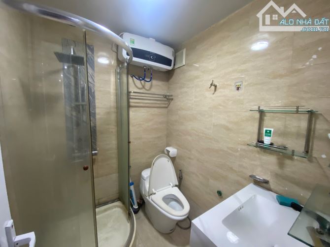 N4653. Cho thuê nhà nguyên căn tại Văn Cao - ô tô chuyển đồ đỗ cửa. - 10