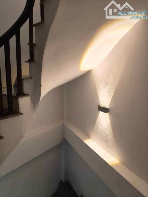 Thạch bàn - ô tô đỗ cổng, 15m ra ô tô tránh, 1km đến Aoen, giao giữa cổ linh với QL5 - 10