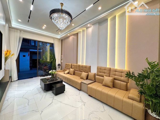 NHÀ ĐẸP ĐÔNG KHÊ 2 NGÕ 2 Ô TÔ TRÁNH NHAU HƠN 6 tỷ - 11