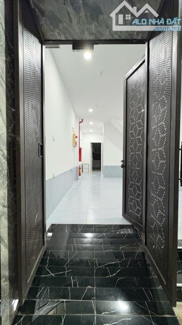 CCMN - PCCC Tự Động - GPXD - Dòng Tiền - 50m - 9 Căn Hộ Khép Kín - Chào 11,95 tỷ - 11