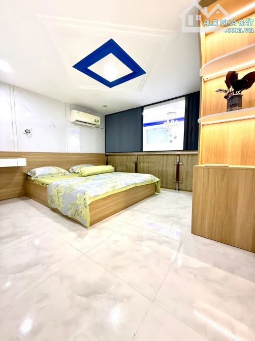 DUY NHẤT NHÀ 3 TẦNG LÊ ĐỘ, GẦN BIỂN, CÔNG VIÊN SÂN BAY– FULL NỘI THẤT – VÀO Ở NGAY - 1