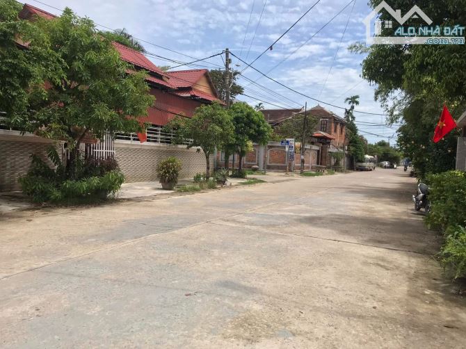 Bán Nhà đất 2 Mặt tiền Diệu Quang - 1