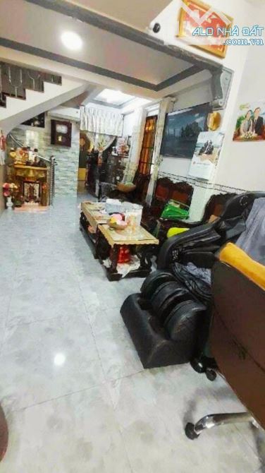 🏠 BÁN NHÀ MẶT TIỀN LIÊN TỈNH 5, P.6, Q.8 - 3 TẦNG, XE HƠI ĐỖ CỬA - CHỈ 7.X TỶ. - 1