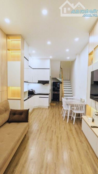 🏠 BÁN NHÀ NGUYỄN DUY DƯƠNG, P.9, Q.10 - MỚI ĐẸP, DÒNG TIỀN - CHỈ HƠN 5 TỶ. - 1