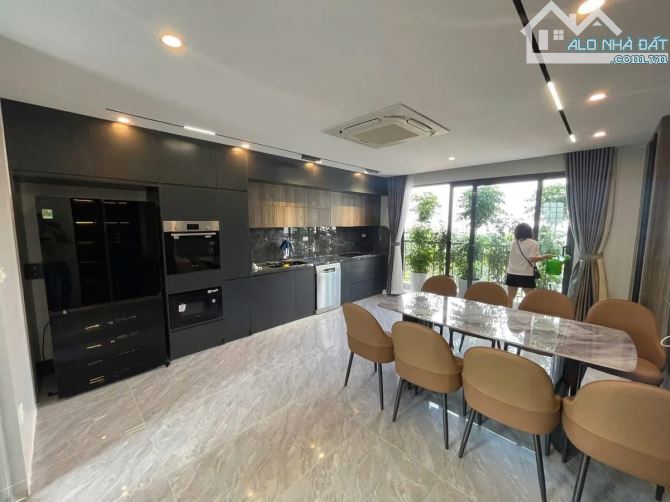 Bán nhà đẹp long lanh Thái Thịnh, DT 44m2 x 6T, MT 4.3m thang máy, giá chỉ 11 tỷ 9 - 1