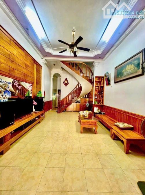 Bán nhà mặt tiền đường Quang Trung - diện tích 65,9m² - 2
