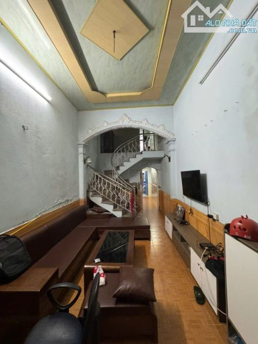 🏘 Nhà 5 tầng thang máy tại TĐC Xi Măng – Sở Dầu, Hồng Bàng – Giá 6 tỷ - 1