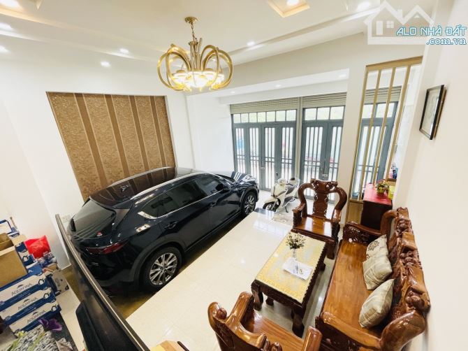 Bán nhà đẹp 3 tầng ,ô tô ngủ trong nhà .Huỳnh Tấn Phát,Quận 7.Giá 7.8 tỷ. - 1