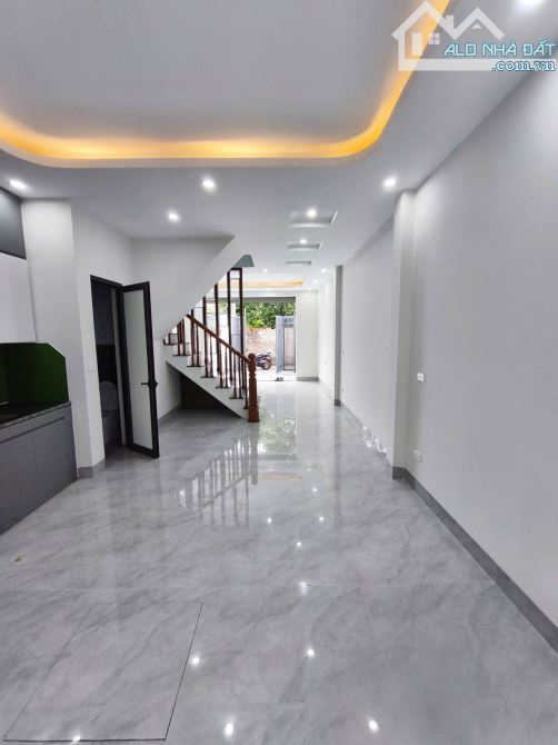 Bán nhà 4 tầng 70m² Hưng Đạo Hà Nội ô tô vào 4.7 tỷ - 1