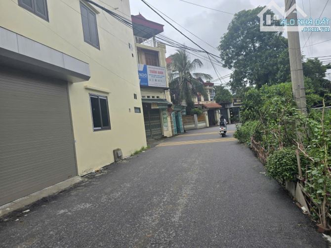 Bán nhà 3 tầng Vạn An .  dt 42m . mt 9m .hướng ĐN . giá 3 tỷ 7 - 1
