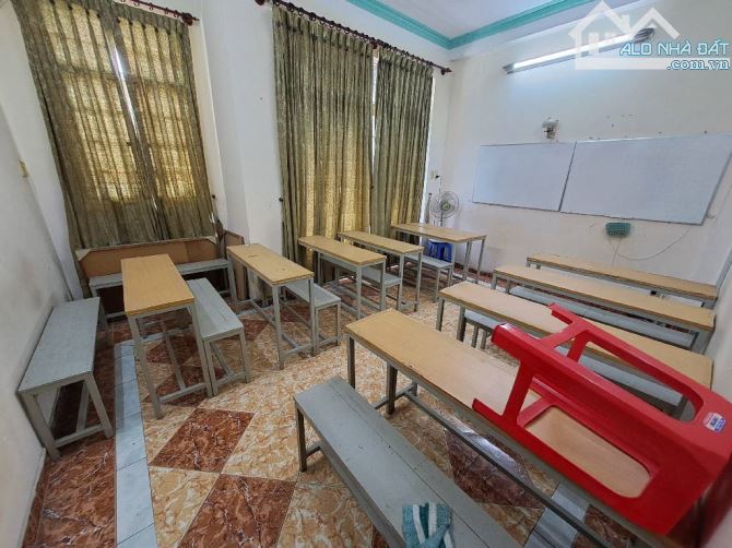 Phú nhuận 70m2, nhỉnh 1x, gần san bay, 4 tầng - 1