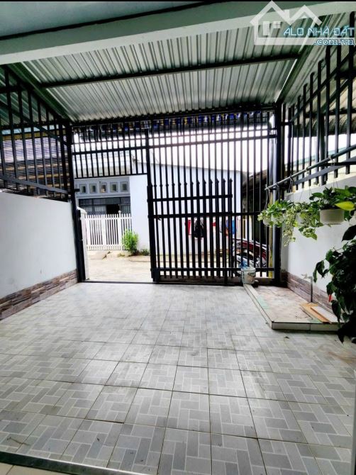 Chú Tài Cần tiền bán căn nhà còn mới. 115m2 ở xã Tân An Hội - Củ Chi giá 850 triệu. - 1