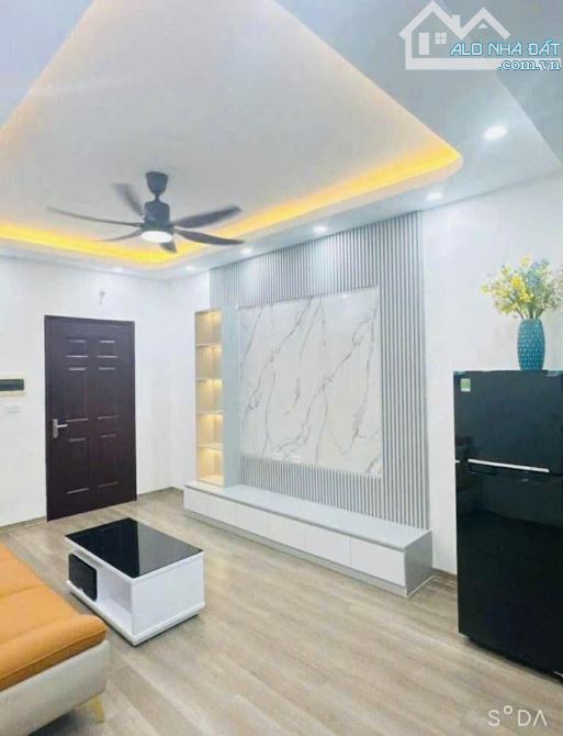 ĐẶNG XÁ GIA LÂM – CHUNG CƯ 58M² – 2PN – 2 VS - B.CÔNG RỘNG – SỔ ĐỎ CẤT KÉT- GI.Á 3.2 T.Ỷ - 1