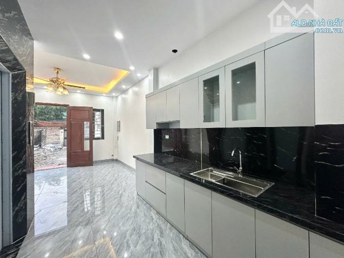 NHÀ AN DƯƠNG VƯƠNG 30m2 XÂY 5 TẦNG GIÁ CHỈ 8.2 Đ DÂN XÂY CHẮC CHẮN - 1