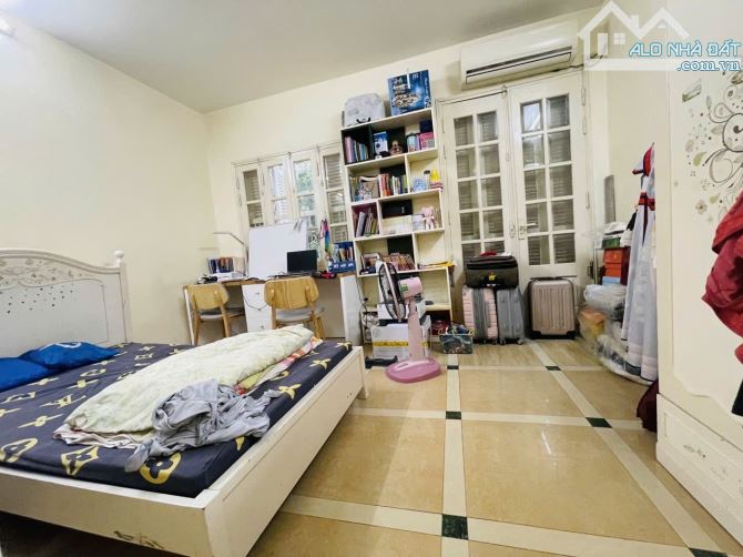 Mặt Phố Trần Nguyên Đán 98m2 - 4 Tầng - KD Đa Dạng, Sầm Uất Ngày Đêm - Giá chỉ 42 tỷ. - 1