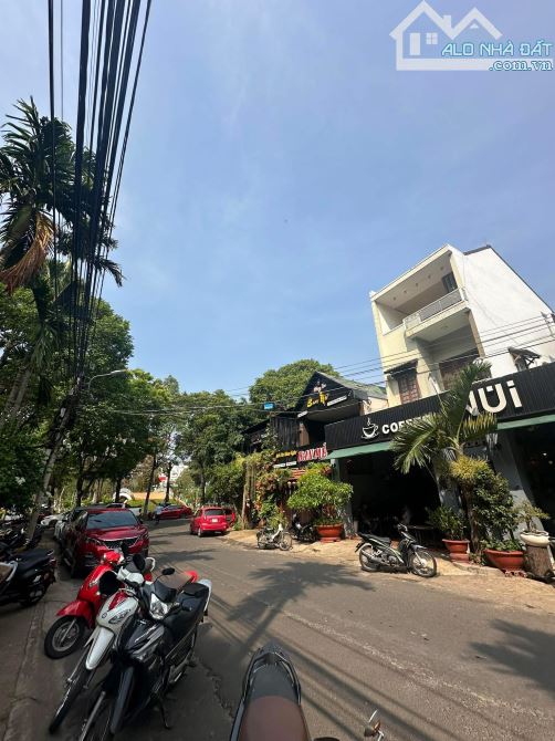 Nhà 3 tầng mặt tiền Lê Đại Cang Phường Thắng Lợi, BMT🔴DT: 7,1x44🔴Giá 20tỷ - 1