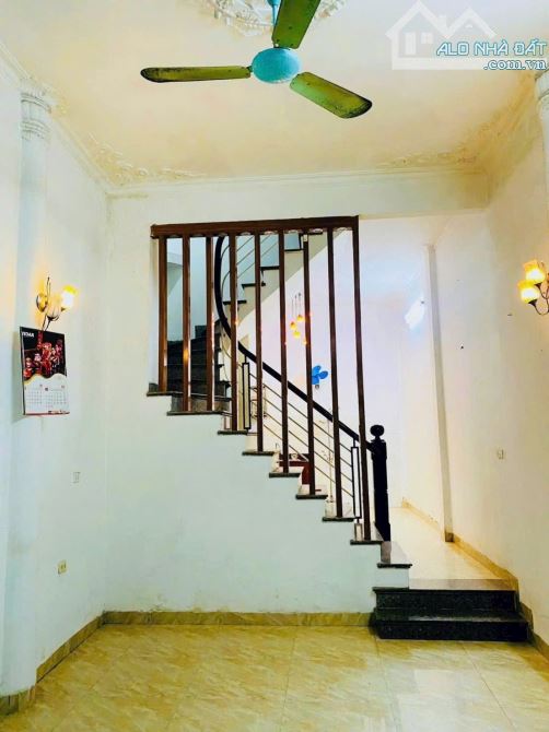 bán nhà Ngõ 91 Nguyễn Chí Thanh, Đống Đa DT 36m, 4 Tầng, MT 3.6m 🧧Gia 16 tỷ - 1