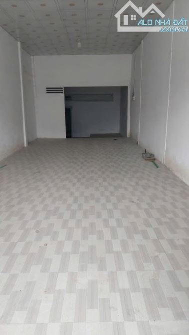 Kẹt tiền bán gấp nhà Đ.Hồ Văn Tắng - củ chi - 120m2 - SHR - 785 Triệu - 1