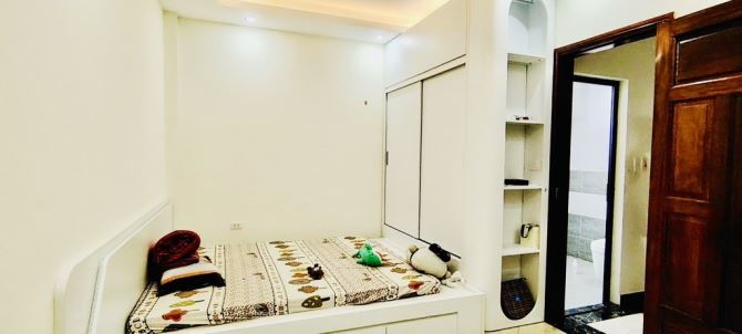 BÁN NHÀ ĐƯỜNG BÁT KHỐI 45M2, 5 TẦNG, 9.2 TỶ NGÕ NÔNG, GẦN Ô TÔ. - 1
