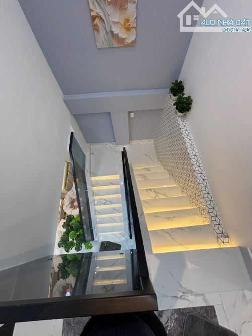 Nhà phố Dương Quảng Hàm,  60m2 Trệt lầu,   Full nội thất 6.3 Tỷ - 1