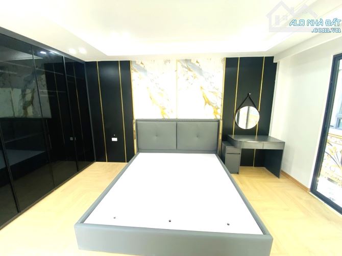 BÁN NHÀ ĐƯỜNG CỔ LINH 35M2, 7 TẦNG THANG MÁY, NGÕ THÔNG, 8.6 TỶ - 1