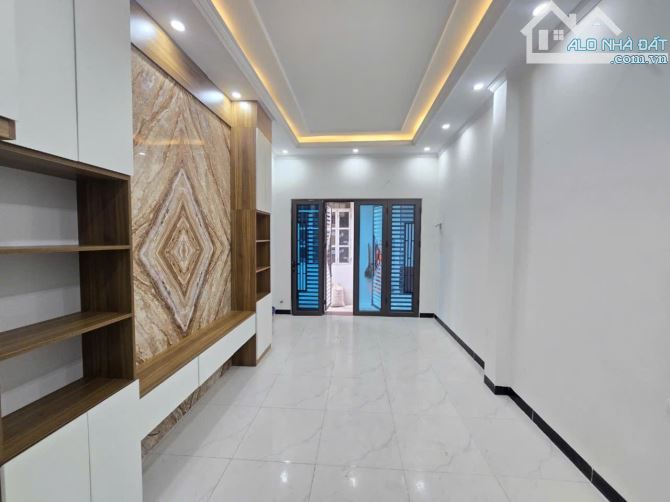 Bán nhà riêng Phú Lương, Hà Đông, Sát phố, ô tô đỗ cửa, 35m*5 tầng*4,9 T.ỷ, ở ngay. - 1