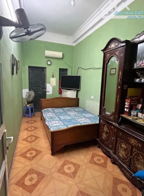 CẦN BÁN NHÀ ĐÔNG NGẠC 37M2, 3 T, 6 TỶ NHỈNH, NHÀ ĐẸP, MẶT PHỐ KINH DOANH,  Ở NGAY. - 1