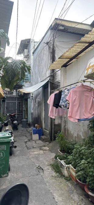 CẠNH NHÀ HÀNG PHƯƠNG ĐÔNG-4PHÒNG TRỌ-NGUYỄN VĂN QUÁ-Q12 - 1