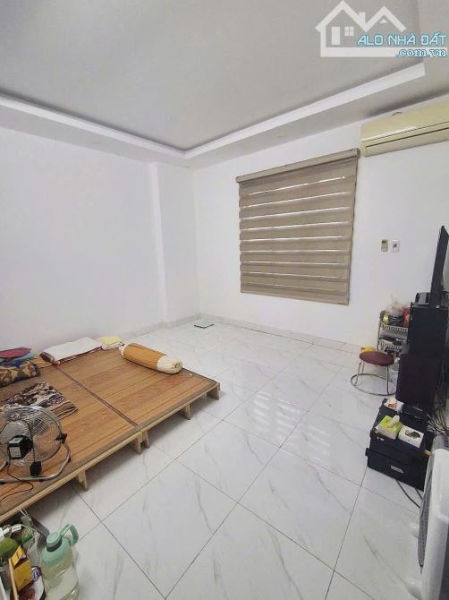 Bán nhà 3 tầng độc lập ngõ 81 Phạm Hữu Điều - 1
