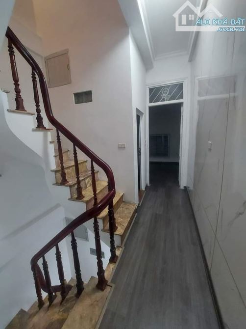 Cần bán gấp mặt phố Nghĩa Dũng Ba Đình dt 37 m2 4 tầng giá 11,5 tỷ lh Huyền 7X - 1