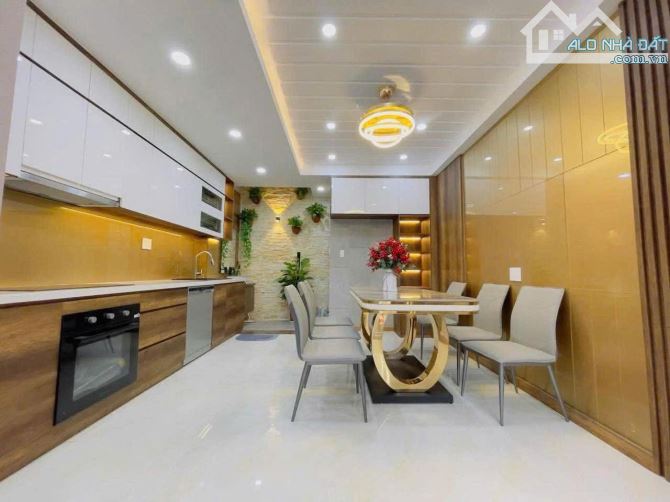 Nhà bán Trần Quốc Thảo, Quận 3, 48m2 nhỉnh 3 tỷ 290, sổ hồng riêng chính chủ - 1
