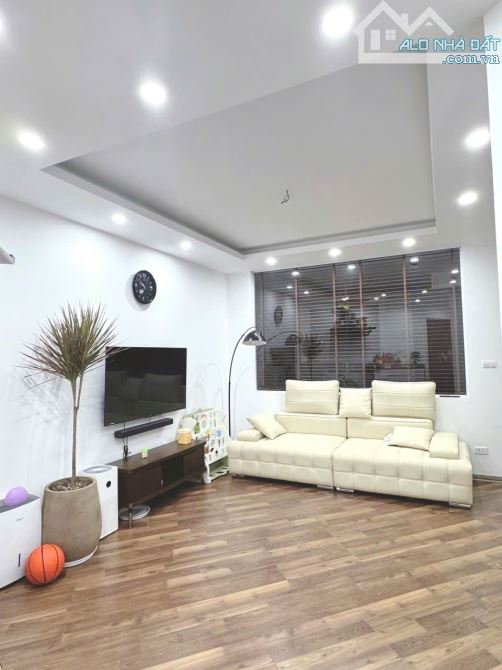 Bán căn hộ  Vinaconex 57 Vũ Trọng Phụng 109m2  8,7 tỷ - 1