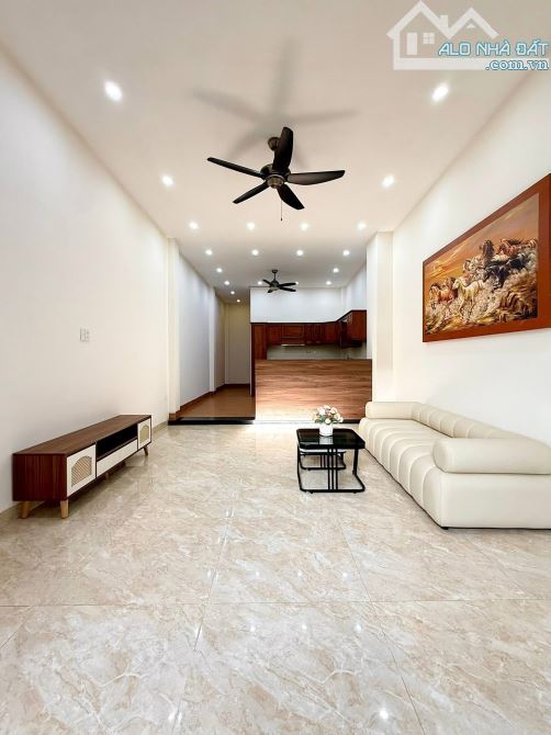 BÁN NHÀ KIỆT THÔNG ĐƯỜNG HOÀNG DIỆU ĐẦY ĐỦ CÔNG NĂNG CHỈ VÀO Ở CHỈ NHỈNH 4 TỶ - 1